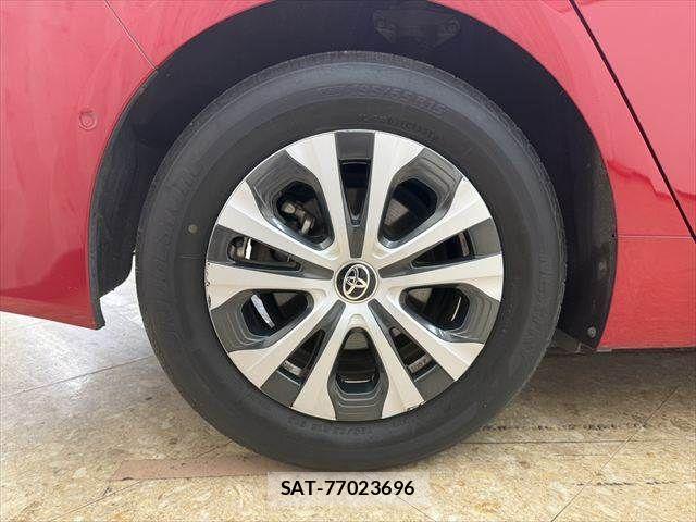 Toyota PRIUS 2019-03 7878860-27