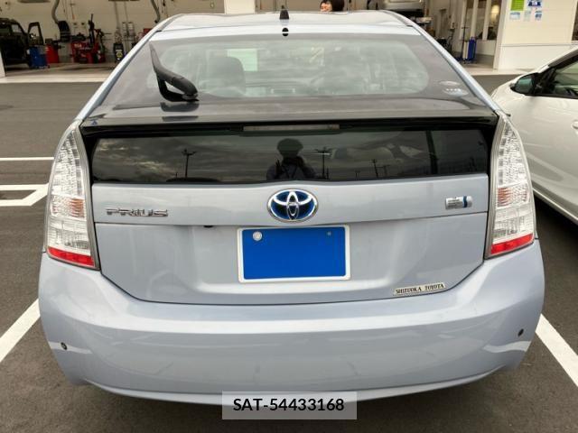 Toyota PRIUS 2011-05 7878936-1