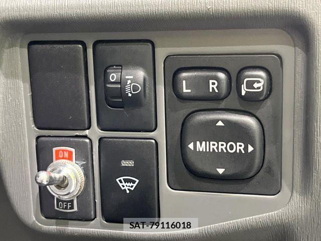 Toyota PRIUS 2009-06 7878891-4