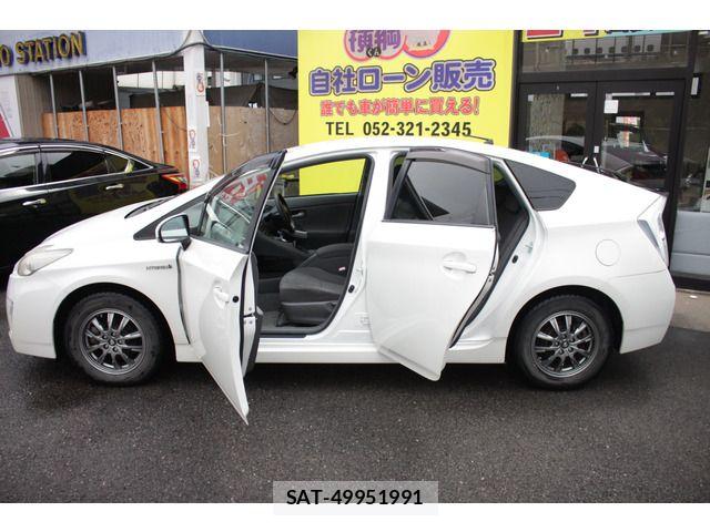Toyota PRIUS 2010-12 7878885-11