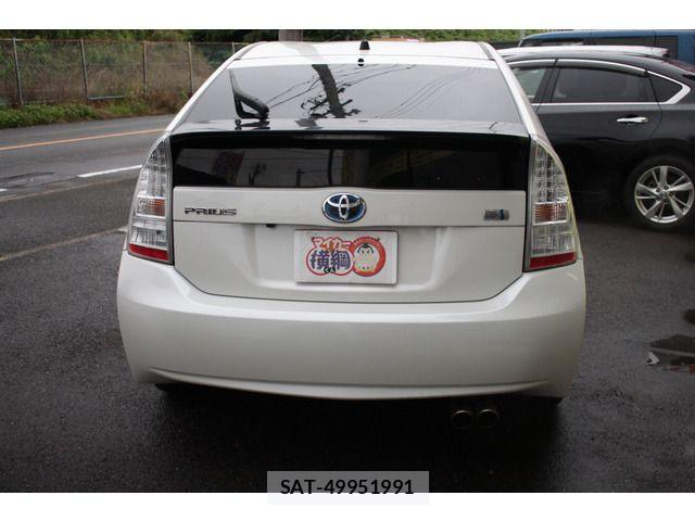 Toyota PRIUS 2010-12 7878885-13