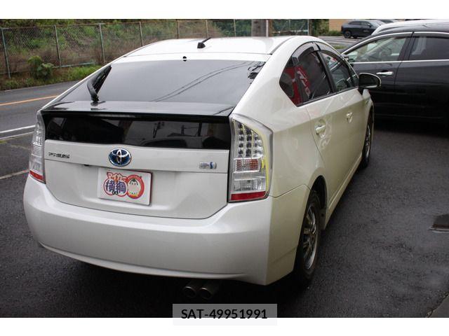 Toyota PRIUS 2010-12 7878885-14