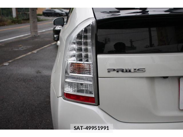 Toyota PRIUS 2010-12 7878885-15