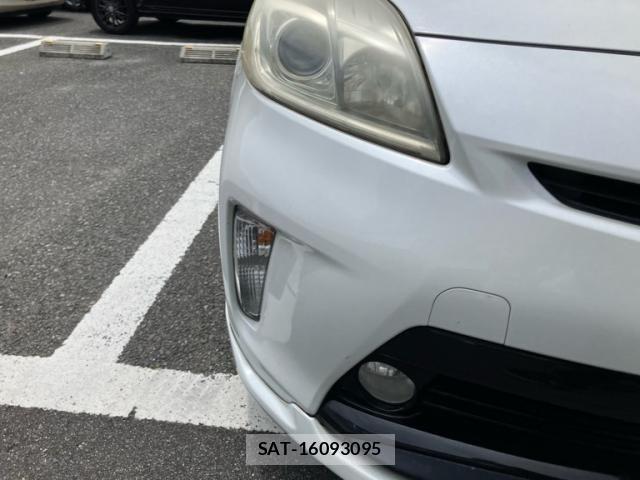 Toyota PRIUS 2012-04 7878910-4