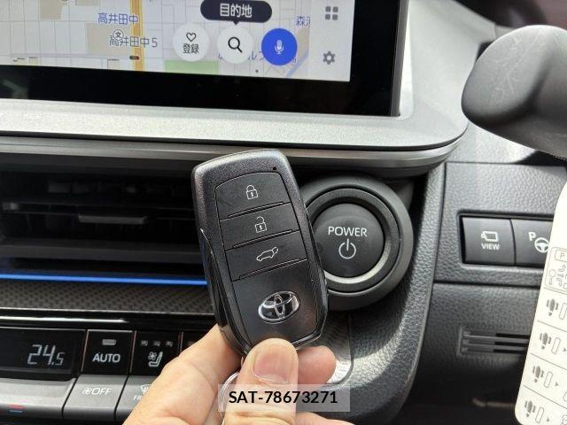Toyota PRIUS 2025-07 7878812-12