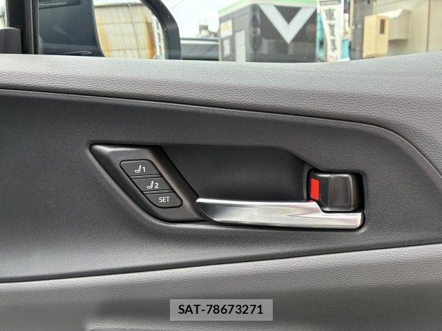 Toyota PRIUS 2025-07 7878812-26