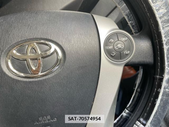 Toyota PRIUS 2014-03 7878887-18