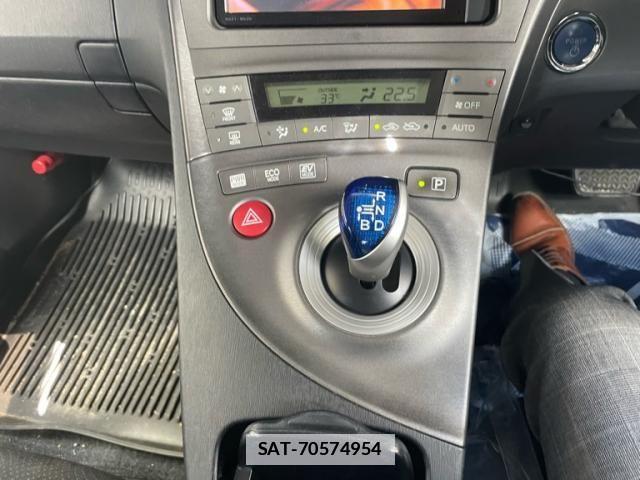 Toyota PRIUS 2014-03 7878887-22