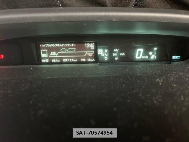 Toyota PRIUS 2014-03 7878887-26