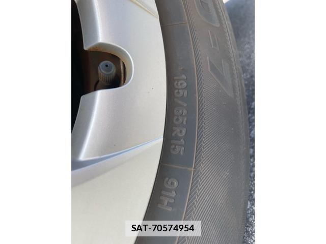 Toyota PRIUS 2014-03 7878887-4