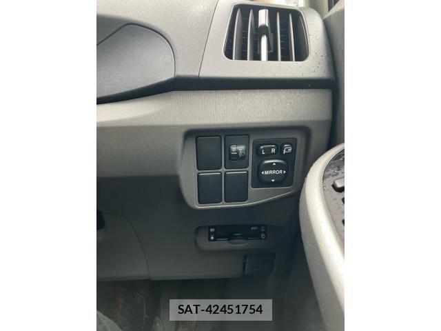 Toyota PRIUS 2009-08 7878941-11