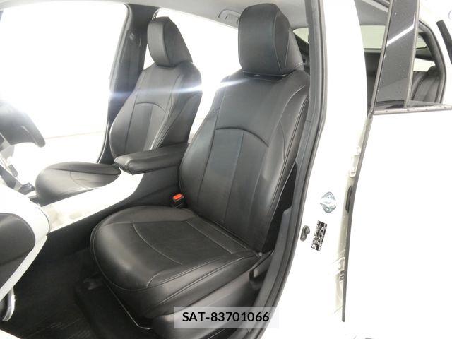 Toyota PRIUS 2018-07 7878844-18
