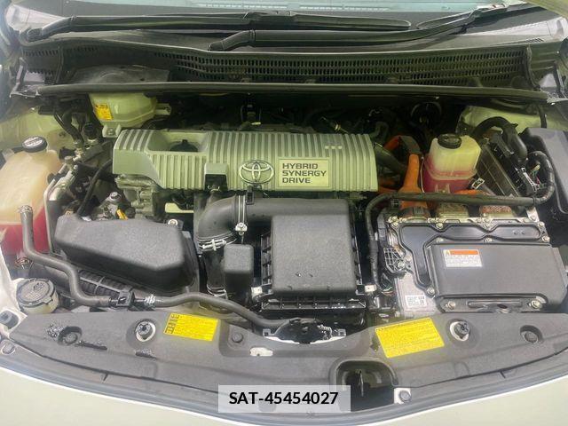 Toyota PRIUS 2014-01 7878884-17