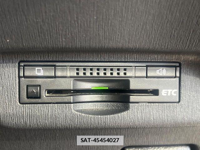 Toyota PRIUS 2014-01 7878884-4