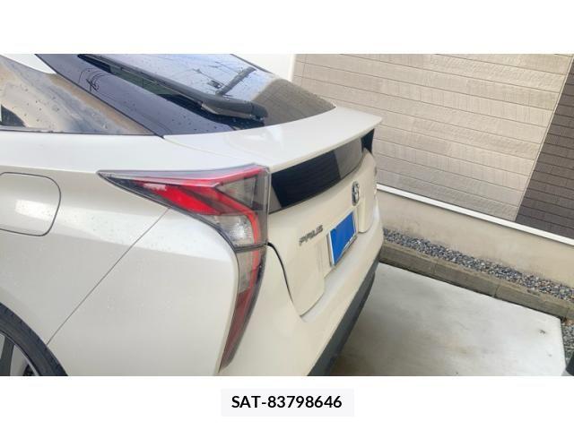 Toyota PRIUS 2016-07 7878881-1