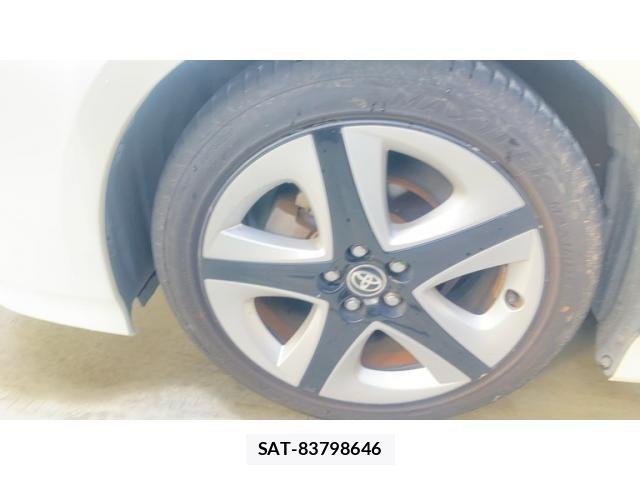Toyota PRIUS 2016-07 7878881-6