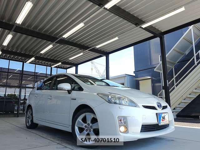 Toyota PRIUS 2010-12 7878904-11
