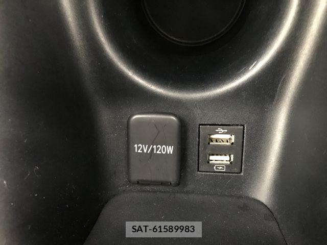 Toyota PRIUS 2020-09 7878839-21