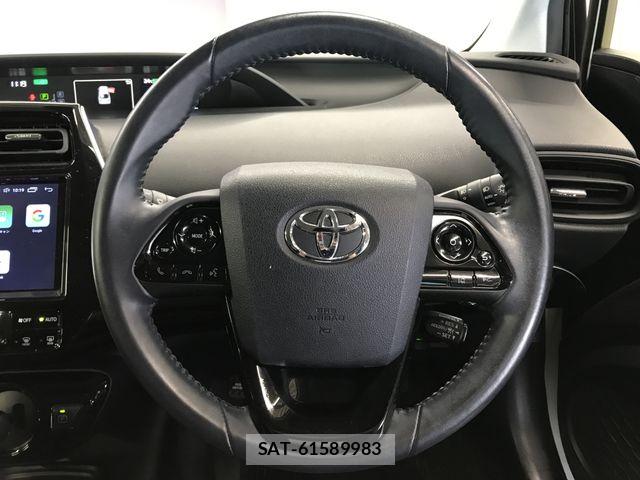 Toyota PRIUS 2020-09 7878839-24