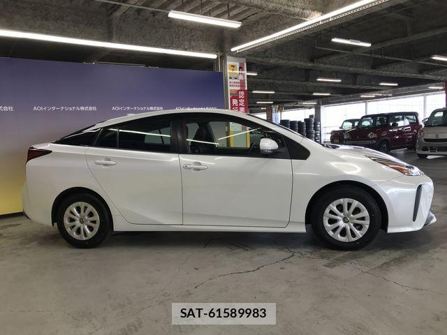 Toyota PRIUS 2020-09 7878839-5