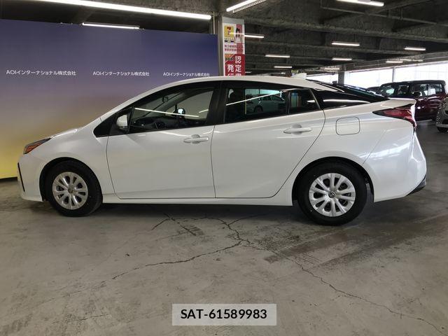 Toyota PRIUS 2020-09 7878839-6