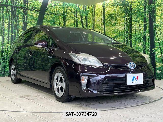 Toyota PRIUS 2012-07 7878886-15
