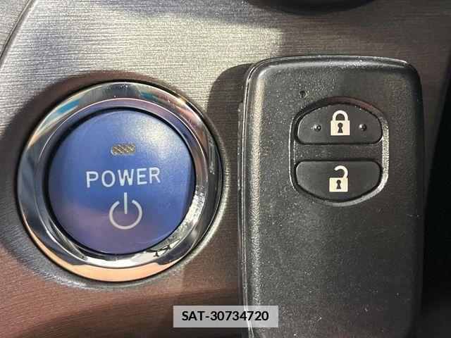 Toyota PRIUS 2012-07 7878886-4