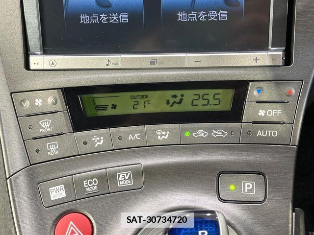 Toyota PRIUS 2012-07 7878886-6