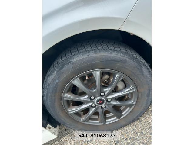 Toyota PRIUS 2012-02 7878915-4