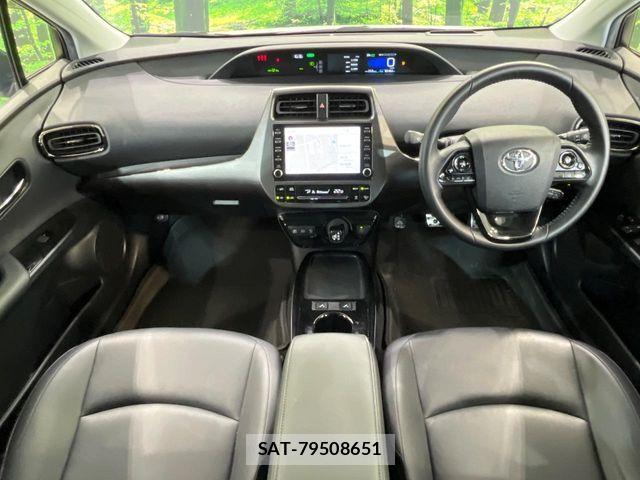 Toyota PRIUS 2021-01 7878828-1