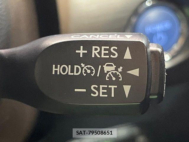 Toyota PRIUS 2021-01 7878828-4