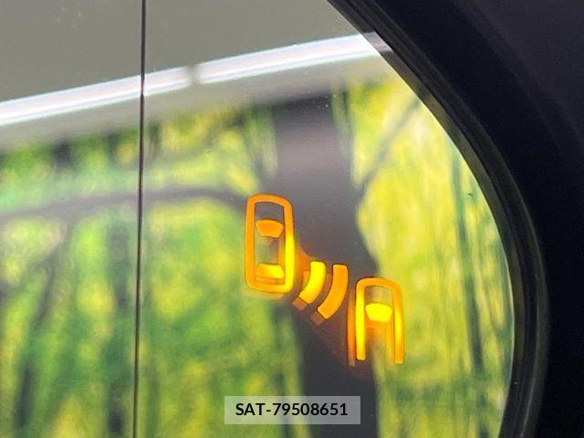 Toyota PRIUS 2021-01 7878828-5
