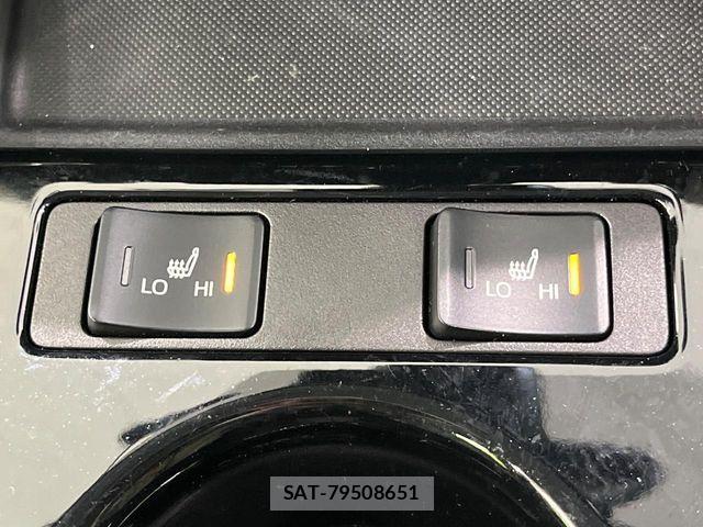 Toyota PRIUS 2021-01 7878828-6
