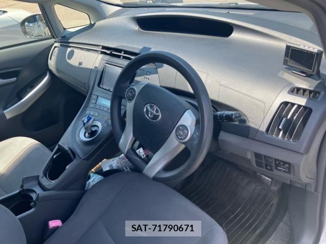 Toyota PRIUS 2009-07 7903254-18