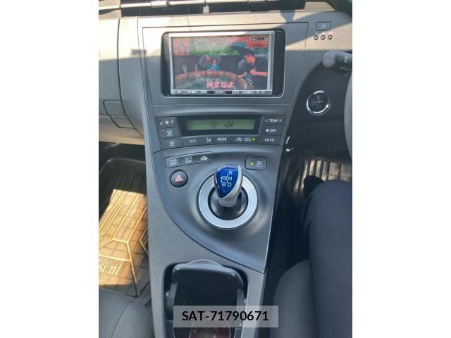 Toyota PRIUS 2009-07 7903254-23