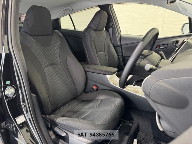 Toyota PRIUS 2016-02 7903245-9