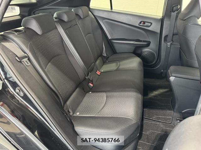 Toyota PRIUS 2016-02 7903245-10