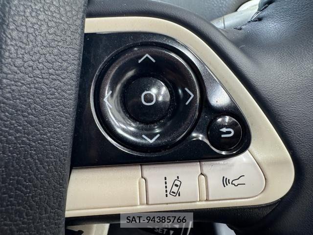 Toyota PRIUS 2016-02 7903245-16