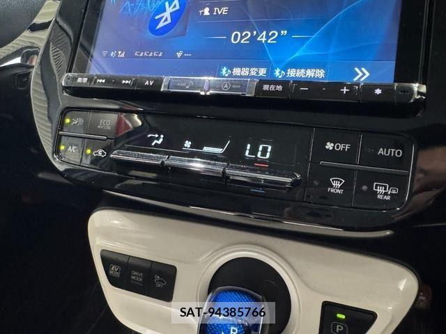 Toyota PRIUS 2016-02 7903245-24