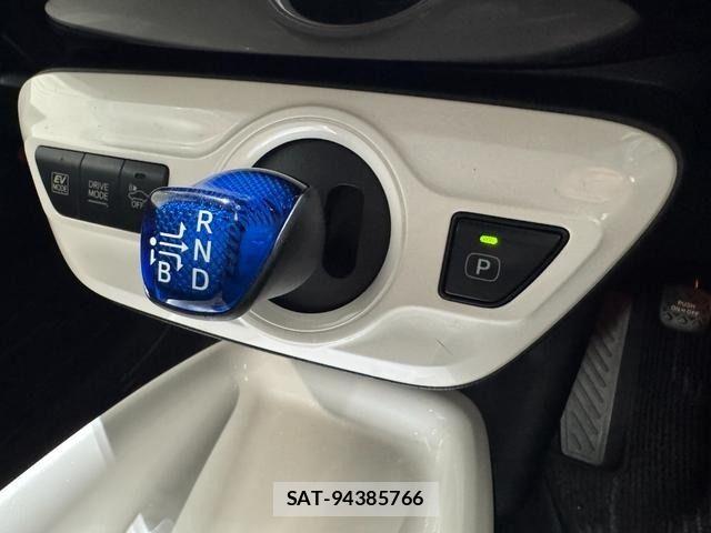 Toyota PRIUS 2016-02 7903245-25