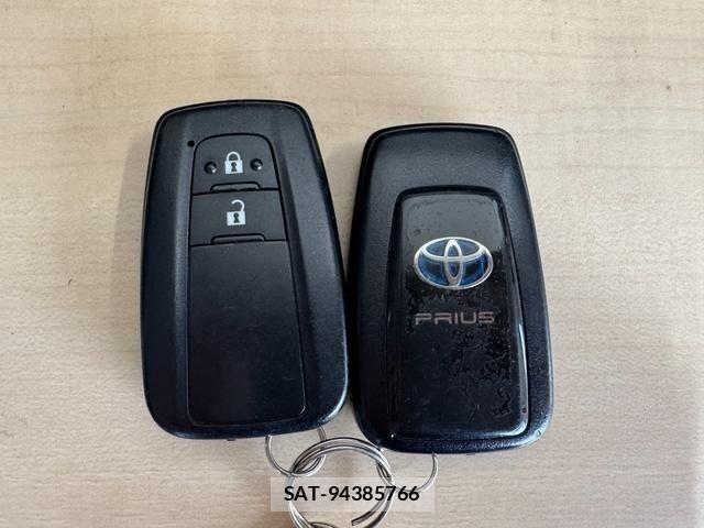 Toyota PRIUS 2016-02 7903245-29