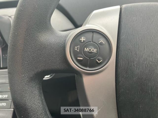 Toyota PRIUS 2014-01 7903250-15