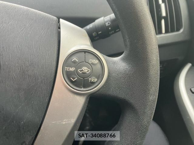 Toyota PRIUS 2014-01 7903250-16