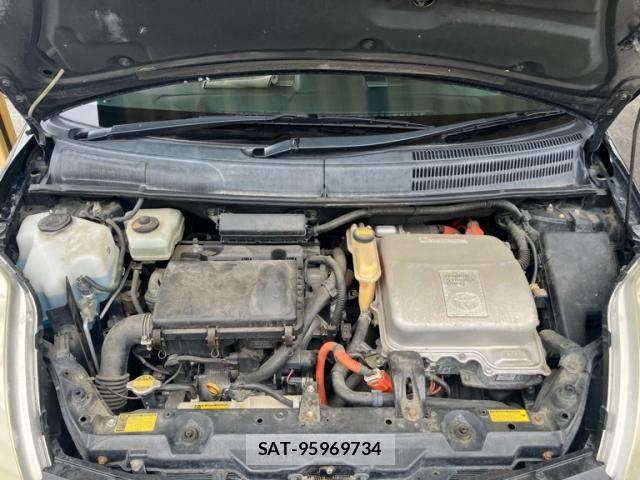 Toyota PRIUS 2004-11 7903253-29