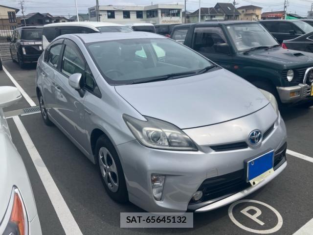 Toyota PRIUS 2013-06 7903252-0