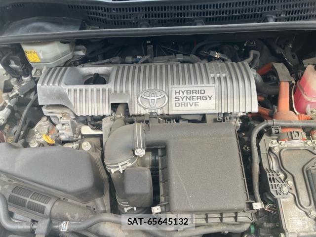 Toyota PRIUS 2013-06 7903252-9