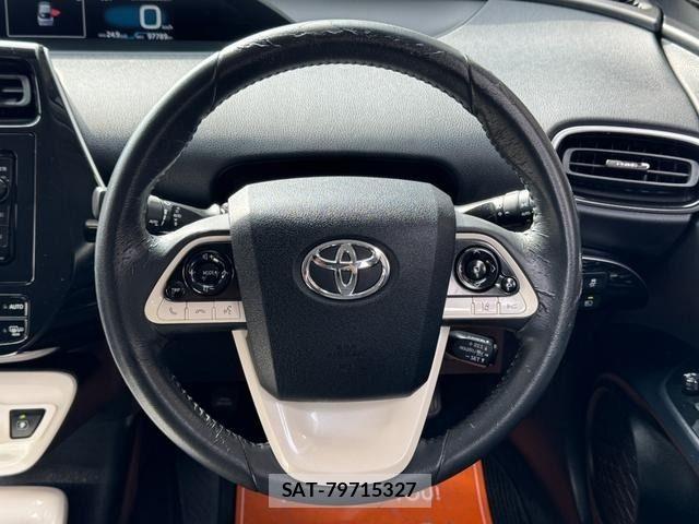 Toyota PRIUS 2016-04 7903247-13