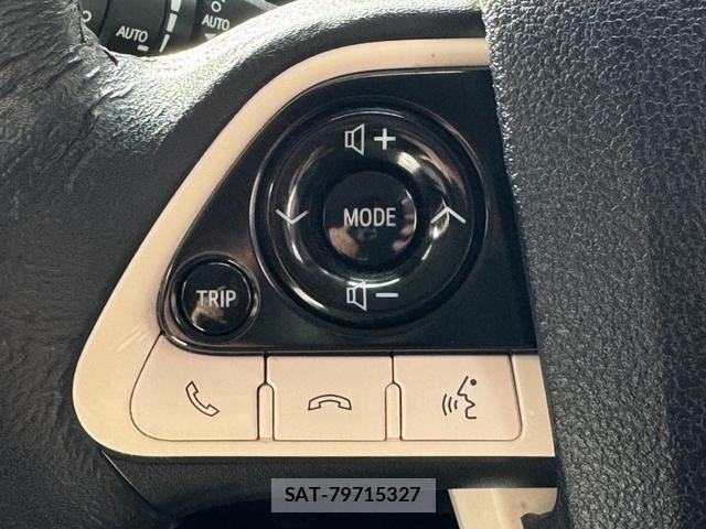 Toyota PRIUS 2016-04 7903247-16