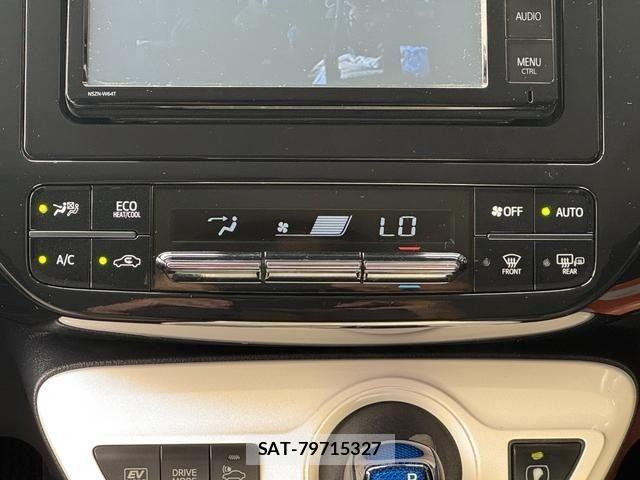Toyota PRIUS 2016-04 7903247-24