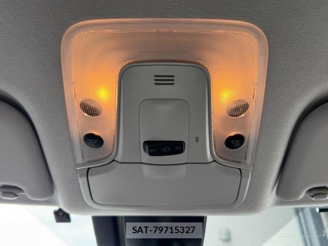 Toyota PRIUS 2016-04 7903247-28
